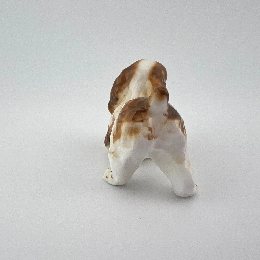 Glossy‎ Brown & White Spaniel Dog Figurine Play Stance 2 Inch Ceramic Puppy